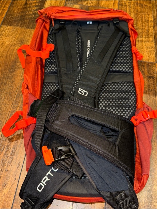 Ortovox TRAVERSE 30Unisex MOUNTAINEERING BACKPACKS/hot orange main image 4